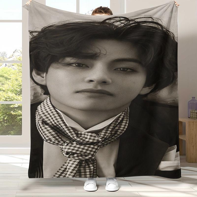 Ким Тхэ Хён V Kpop B-BTS Фланелевое одеяло, Ультрамягкий теплый плюшевый плед для дома, спальни, кровати, дивана, офиса, кемпинга, пикника 75x90cm