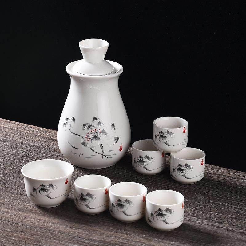 Sake-Keramik-Weinset im japanischen Stil Spender Sake-Becher Baijiu-Becher-Set Haushalt Küche Traditionelles Trink-Barzubehör-Set Neu