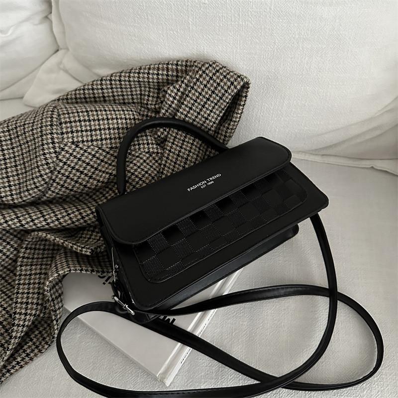 Elegant And Fashionable Pu Leather Crossbody Bag For Women In Modern Square Style чёрный