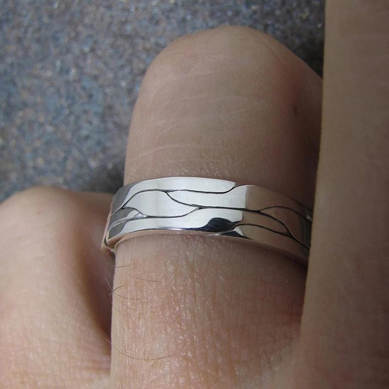 1pc Cool Style Retro Powerful Ring, Personalized Simple and Elegant Texture Ring, Fashionable Bracelet