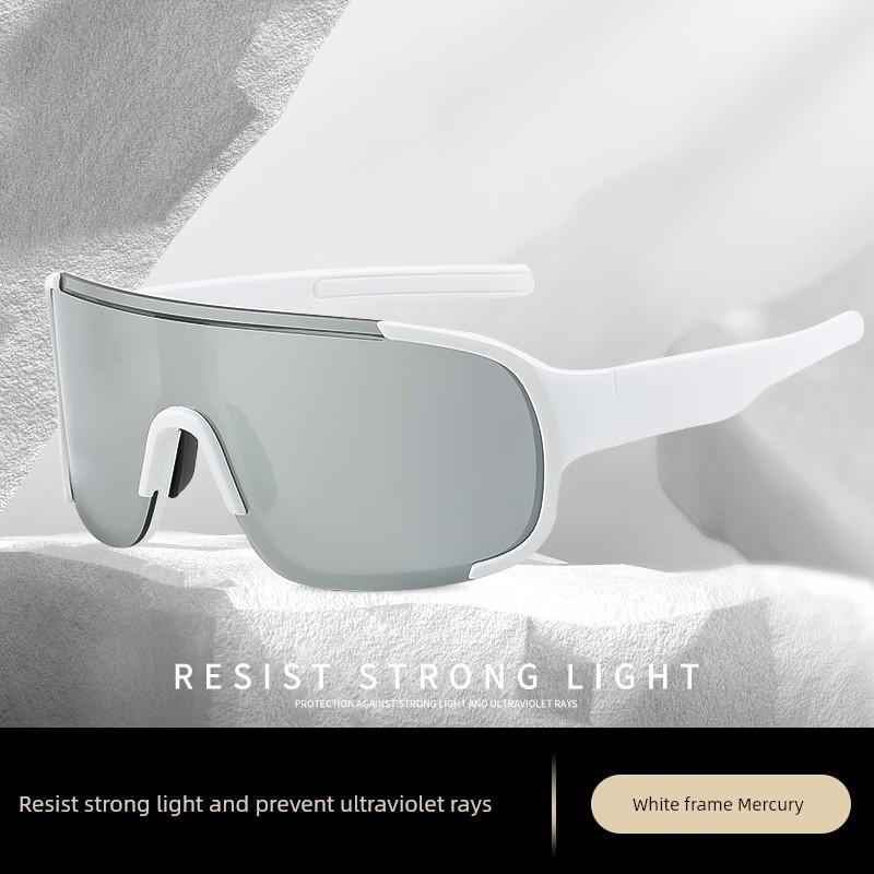 Children's Cycling Windproof Goggles, Bicycle Windproof and Sandproof, High-Definition Protection for Playing in Water, Anti-Fog, for Boys and Girls