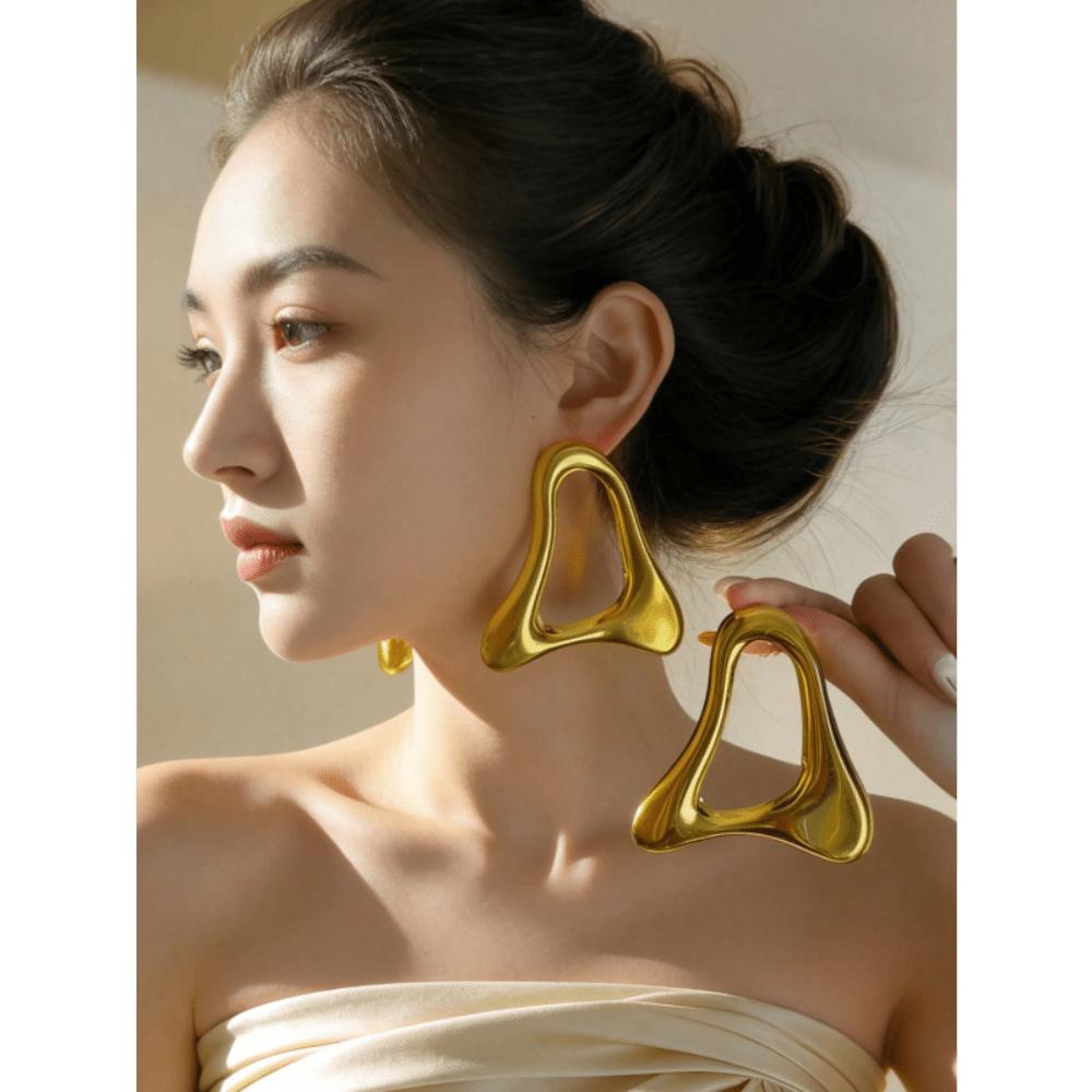 1 Pair Exaggerated Asymmetrical Hollow Out Earrings For Women