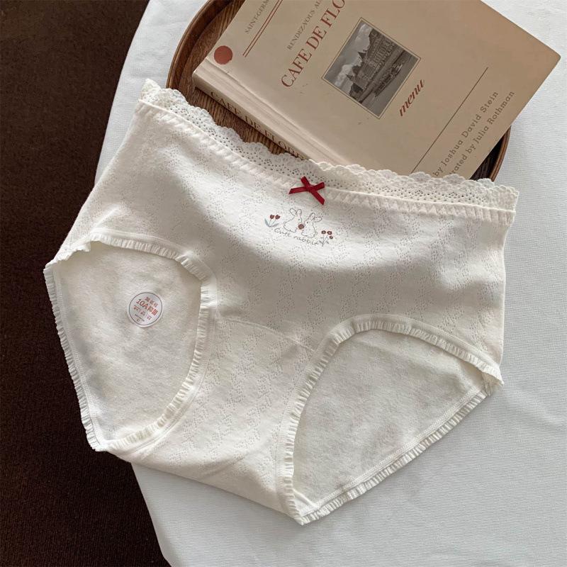 Japanese Cute Story Kids' Cotton Underwear for Girls, Antibacterial, Extended Crotch, Mid-Waist Briefs