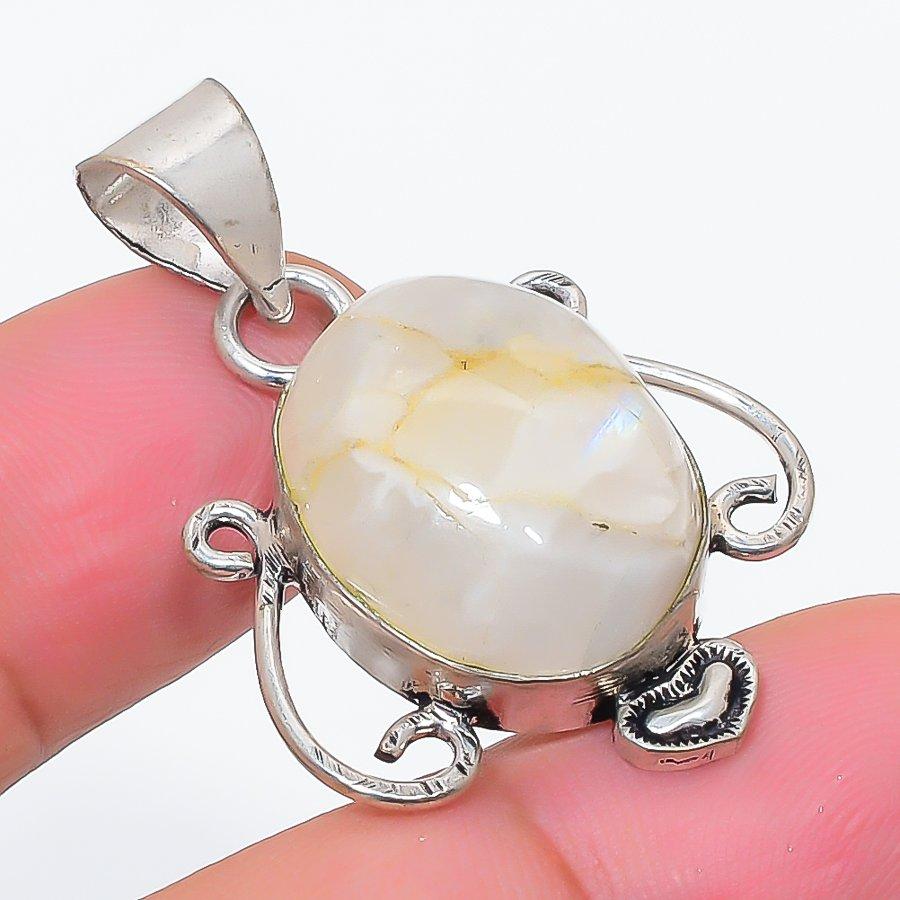 

Natural Moonstone Gemstone 925 Sterling Silver Jewelry Pendant 1.46 R8y67
