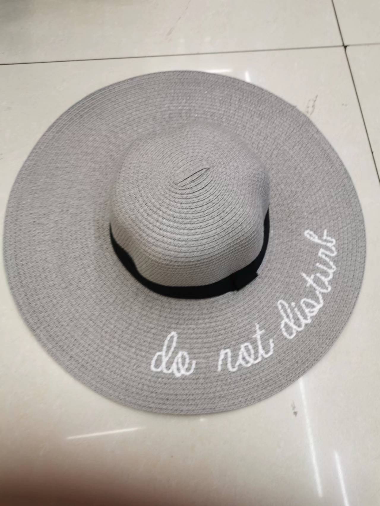 

Summer Womens Wide Brim do not diaturb Sun Hat Embroidery Straw Cap Floppy Foldable Roll up Cap Beach Sun Hat One Size сірий