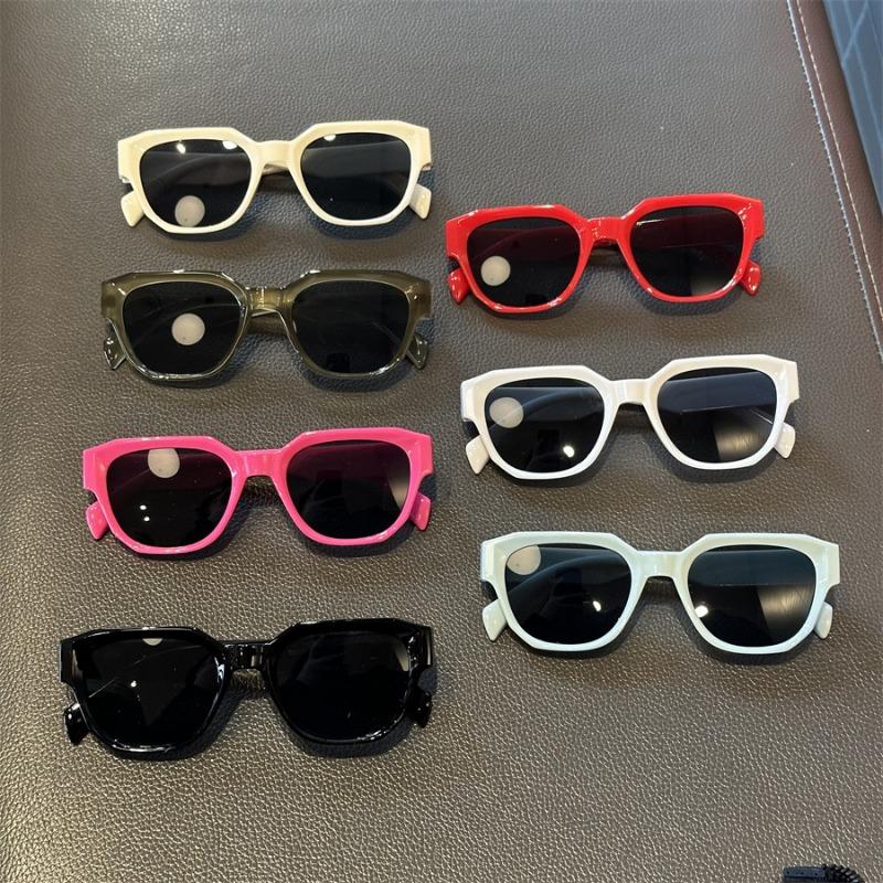 Kids UV400 Sun Protection Sunglasses Boys Girls Classic Outdoor Colors Protect Eyes Baby Glasses Children Eyewears