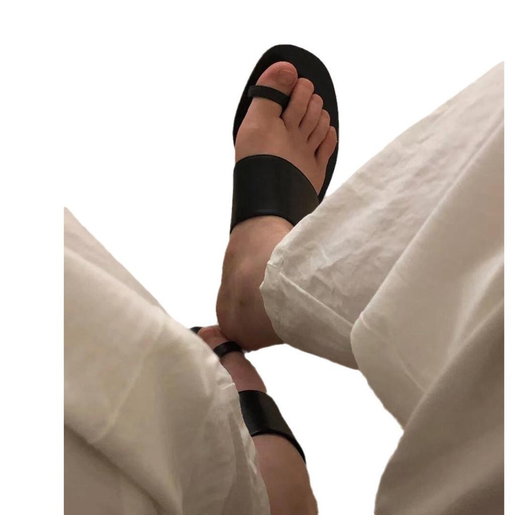 Äkta läder koreansk nischdesign enords bredband täckande tå coola tofflor dam ytterkläder sommar ny mode strandsandaler