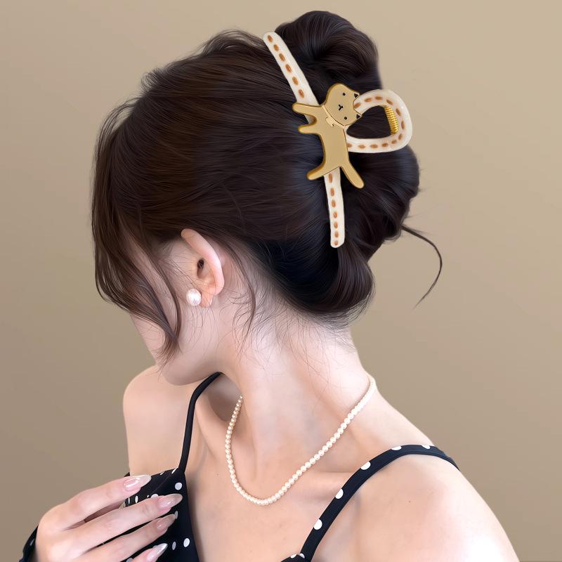 Großer französischer Retro-Klammer-Haarclip für elegante Damenfrisuren.