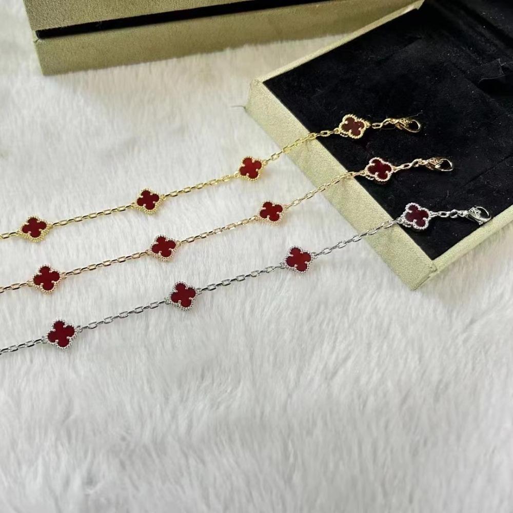 High-end Four-leaf Clover Bracelet Mini Six-flower Bracelet Red Chalcedony Black Agate Ladies Bracelet