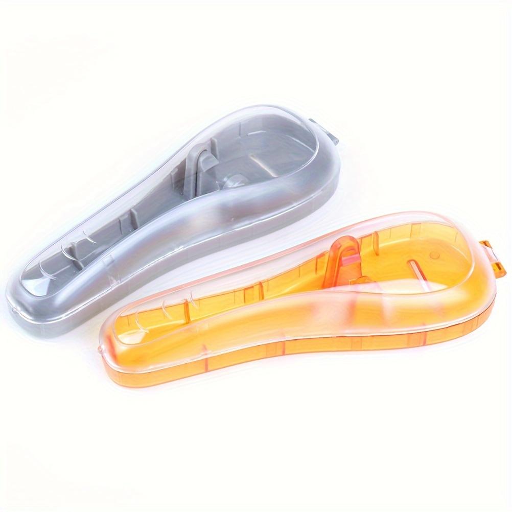Universal Portable Shaver Storage Box, Plastic Travel Box, Manual Electric Universal Set Wash Box Available in Four Colors
