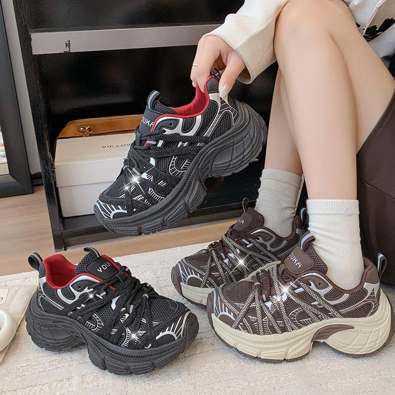 [Fanfna] Dad Shoes Girl 2025 Autumn New Straps Rhinestone Versatile Sports Height Increase Fashion Casual Shoes