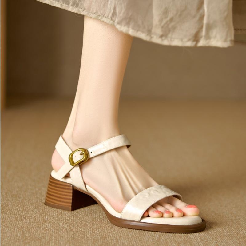 

Retro word with open-toed sandals women s summer new soft sole not tired feet thick heel open-toed Roman sandals stepping on shit 40 бежевый