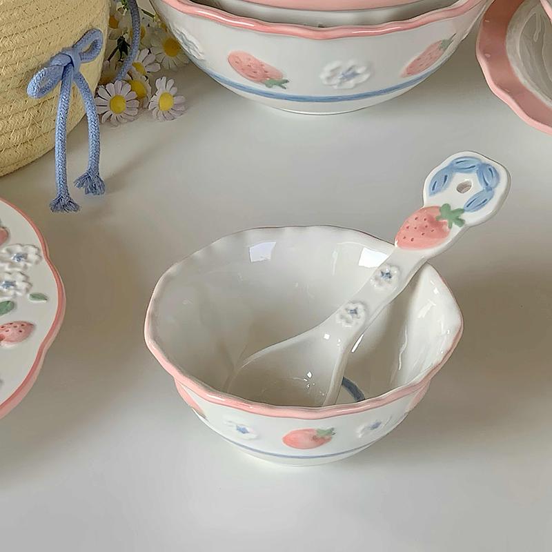Underglaze Strawberry Relief Ceramic Tableware Household Rice Bowl Round Plate Oval Plates Taste Saucer Spoon Gift