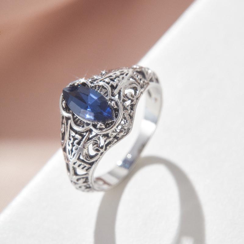 1Pc Vintage Geometric Shiny Zircon Ladies Ring Fashion Blue Zircon Jewelry Engagement Ring For Brides Wedding Ring Party Gifts