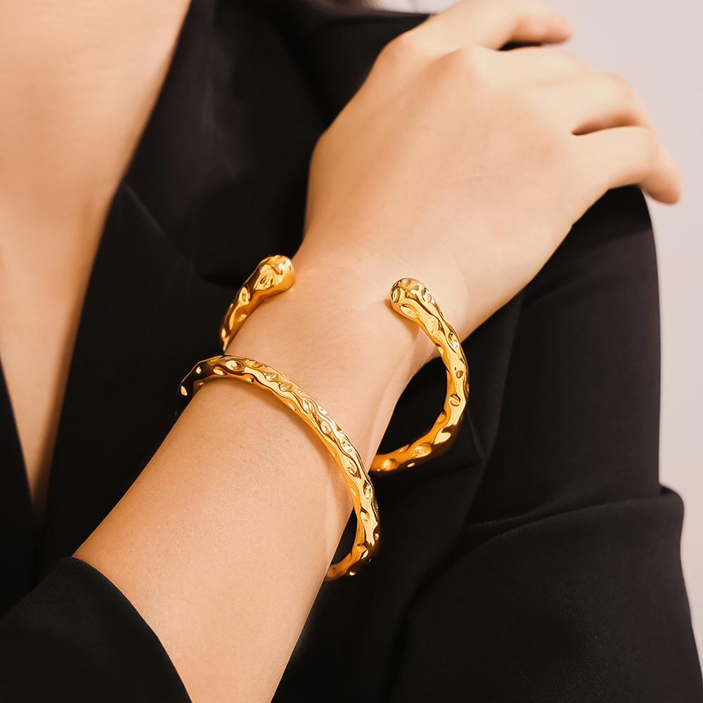 European American INS Style Irregular Hammered Texture Bracelet, 18k Gold-Plated Titanium Steel, Simple Retro Design.