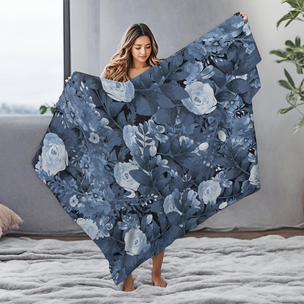 Dark Blue Floral Fleece Blanket Watercolor Rose Print Soft Warm Throw Blanket for Sofa Bed Couch Decoration