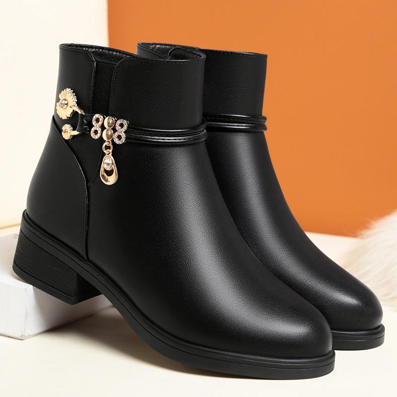 Coarse heel short boots women's autumn and winter new boots mother shoes soft leather soft sole elderly cotton shoes comfortable velvet leather shoes