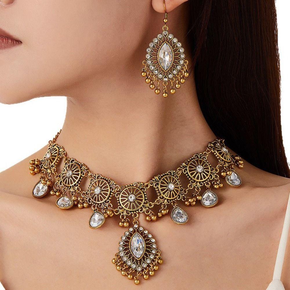 Rhinestone Inlaid Necklace Earrings Set Water Drop Pendant Women Jewelry Set Bridal