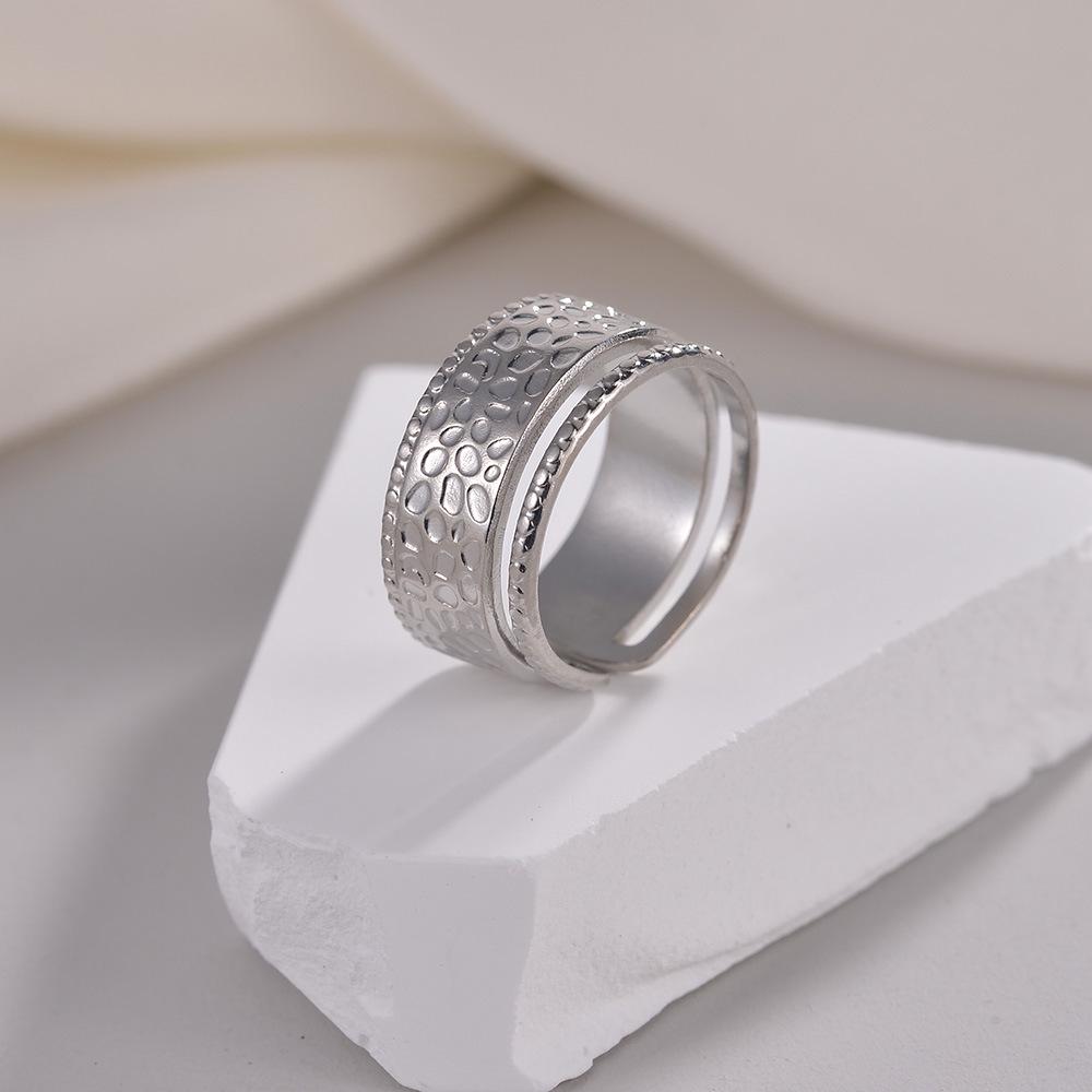 Adjustable Non-Fade Electroplated Couple's Ring