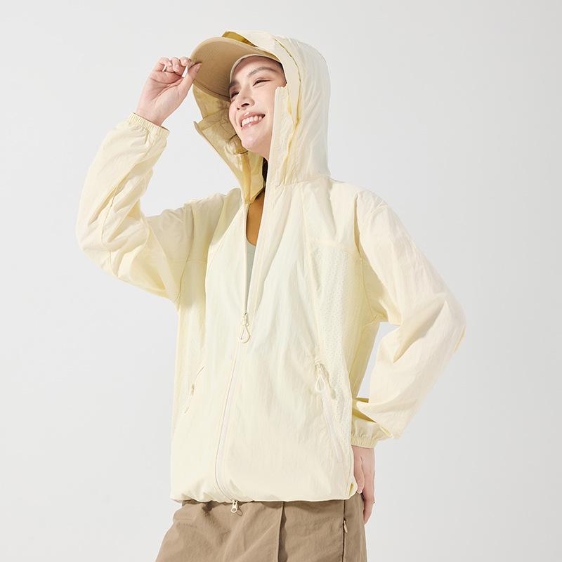 2026 Summer Outdoor Lightweight UV-Protection Jacket for Men & Women - Couple Style, Breathable & Cool