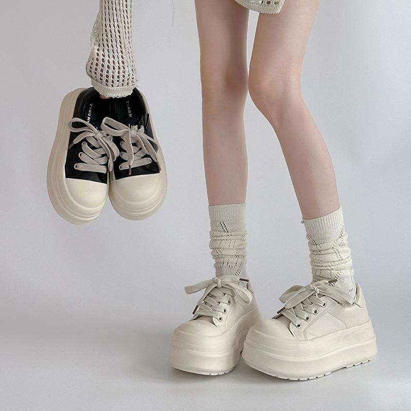Simple lace-up casual board shoes women's 2025 new autumn fashion thick-soled heightening flat-soled sports shoes white shoes tide