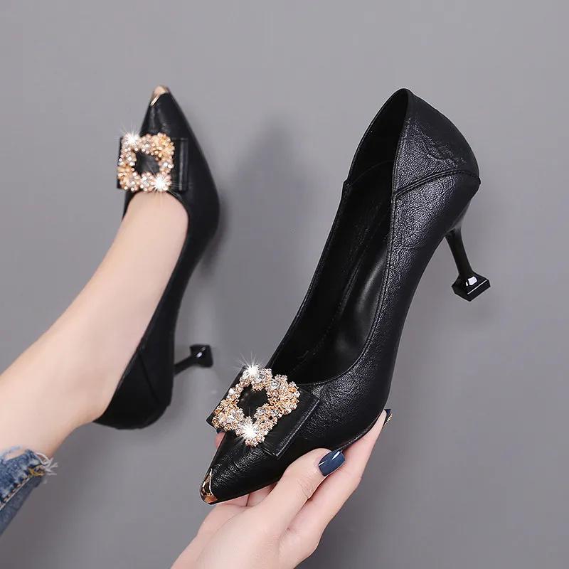 Damen Klassische Spitz zulaufende Schwarze Lackleder Pumps für das Büro Weiblich Niedlich Süß Party High Heel Schuhe für Sexy A106x