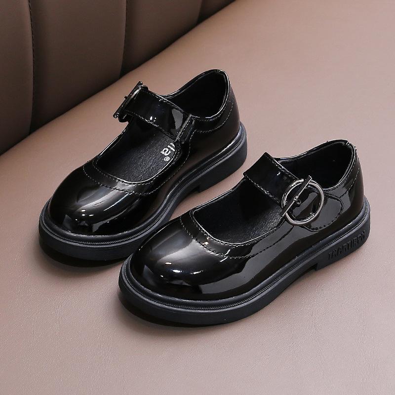 Kids Leather Shoes Black Glossy Girls Performance Shoes Princess Style 2025 New Fashion Children Flat Shoes Soft Sole Non-slip