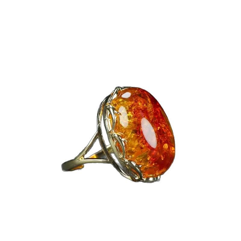 Amber Flower Inlaid Beeswax Ring - Elegant Yellow for Birthday or Girlfriend Gift