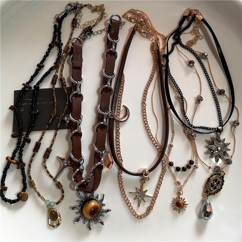 Vintage Leather Brown Stone Sun Pendant Beaded Choker Clavicle Chain Necklace For Women Unique Personalized Grunge Jewelry