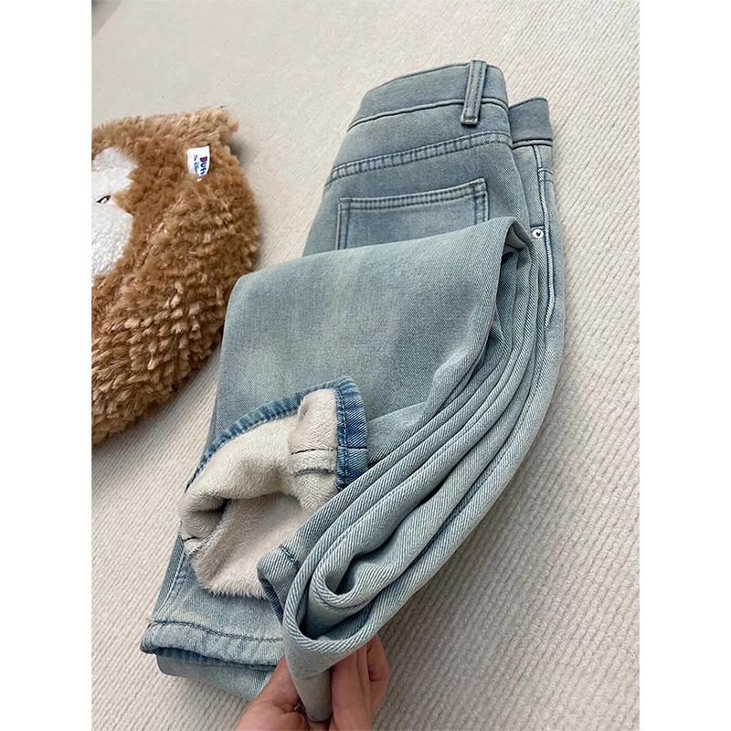 Women's Light Blue High-Waist Fleece-Lined Wide-Leg Jeans - Plus Size, Slimming, Ideal for Pear-Shaped Body