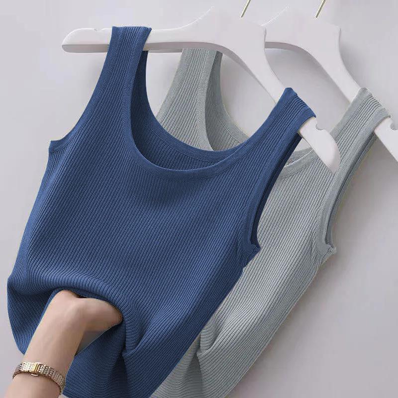 Plus-Size Women's Slim-Fit Sleeveless Ribbed Vest, Ice Silk, Versatile for Outerwear or Base Layer, Tight-Fitting Tank Top Style