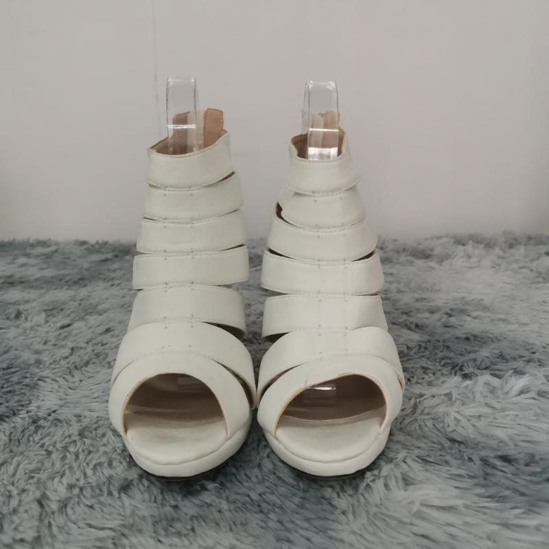 Yeni Moda gösterisi Kadın Sandalet Moda Seksi Yüksek Topuklu Platform Pompaları Peep Toe Sandalet Rahat Beyaz Kırmızı Düğün Ayakkabıları