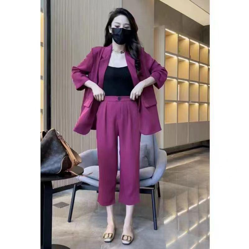 

Plus Size Women s Stylish High-Waisted Two-Piece Suit: Casual Seven-Sleeve Jacket XL рожевий червоний колір