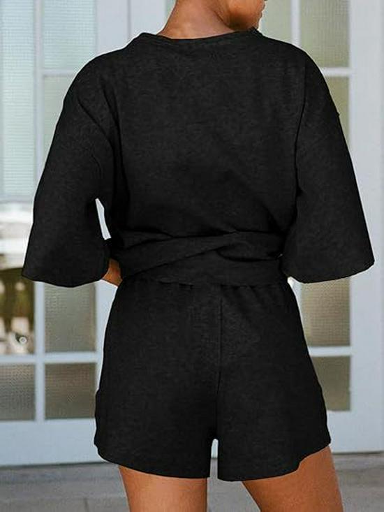 2025 Summer Women's 2-Piece Set: Seven-Sleeve Top & Elastic Waist Shorts