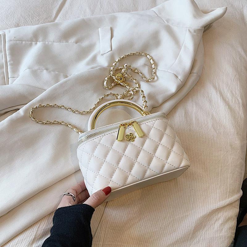 Xiaoxiangfeng rhombus embroidery thread small bag women's 2025 new high-end chain bag fashionable versatile portable small square bag