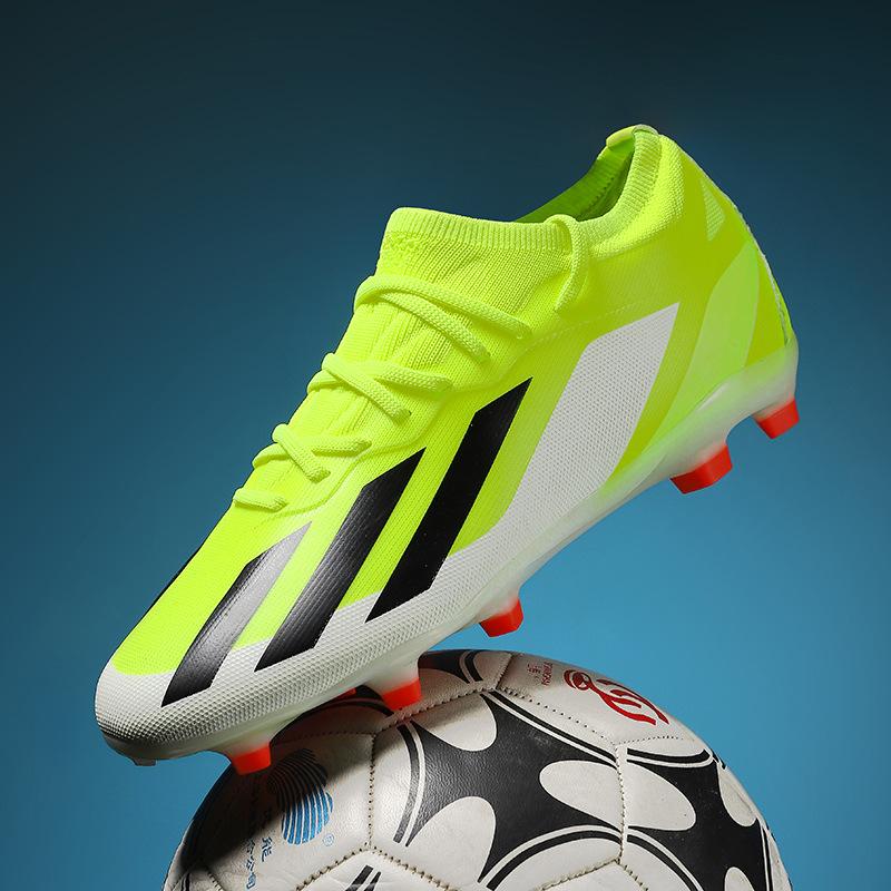 Short nail training football shoes Low top leather surface Long broken nail football sports shoes Low top youth sneakers Large size