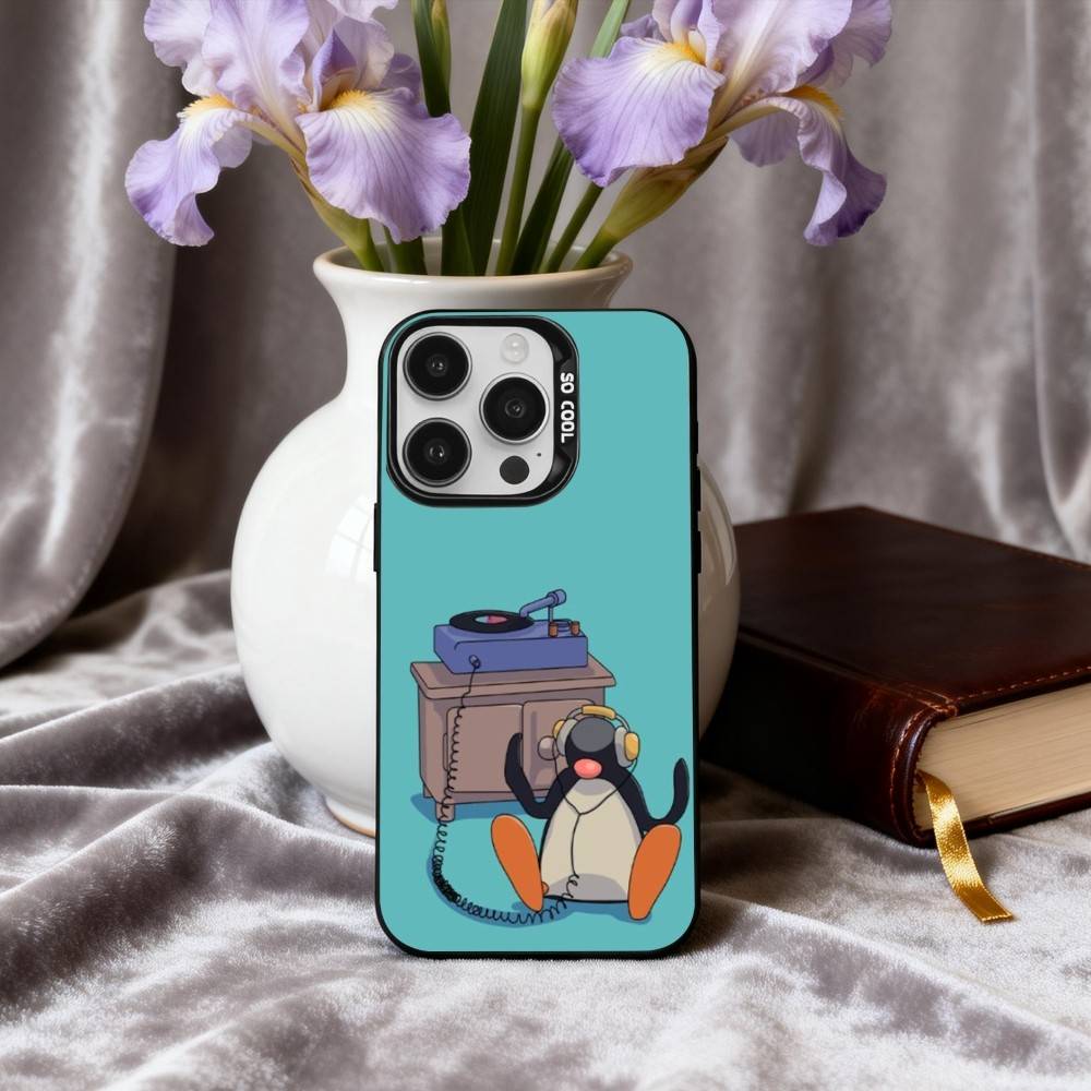 Cute P-Pingu-ES Penguin Phone Case For iPhone17,16,15,14,13,12,11 Plus,Pro Max Black Candy silver phone case