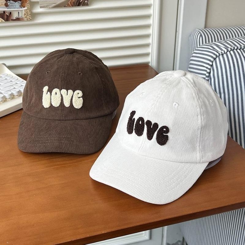 Autumn and winter new corduroy thermal cap men's LOVE embroidery couple's versatile face small baseball cap children