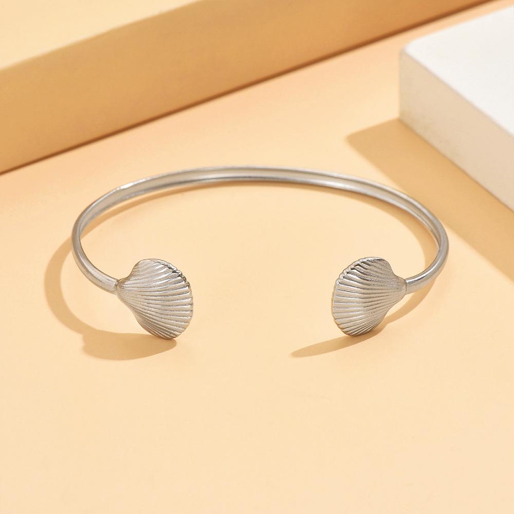 European and American Ocean-Inspired 18K Gold Stainless Steel Seashell Bracelet Set