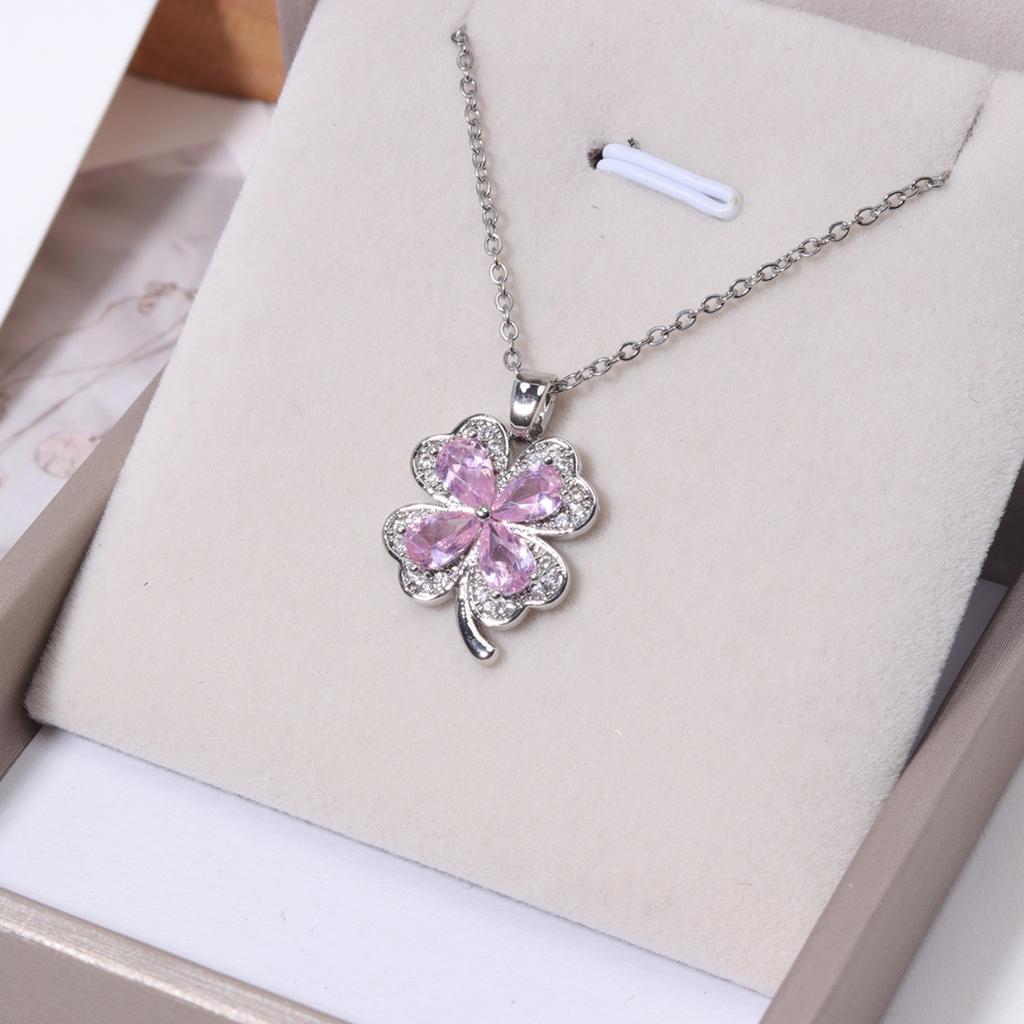 Silver Chain Necklace Four Leaf Clover Pendant Fashion Jewelry Zircon Crystal Charm Elegant Design Durable Metal Accessory for Women