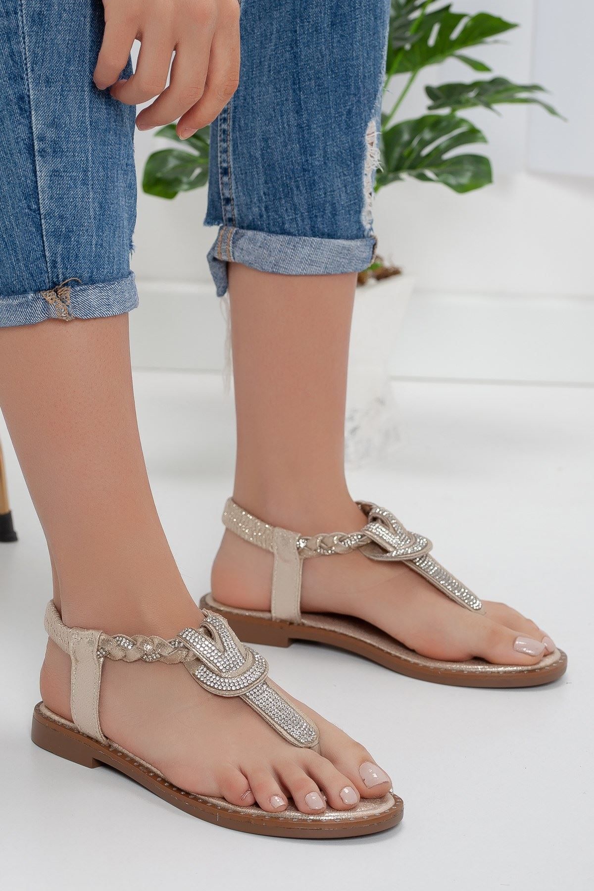 

Taşlı Parmak Arası Sandalet 37, 39, 40 жовтий