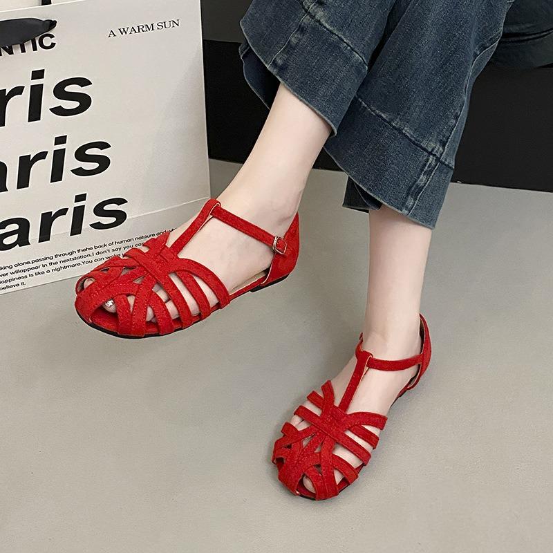 Flat-soled sandals women's summer new hollowed-out bag head sandals woven retro soft-soled niche sandals women