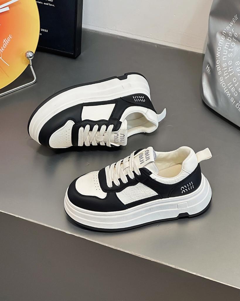 Ballet style moral training shoes women's 2025 summer new light mouth single shoes hollowed Mary Jane silver dad sports sandals