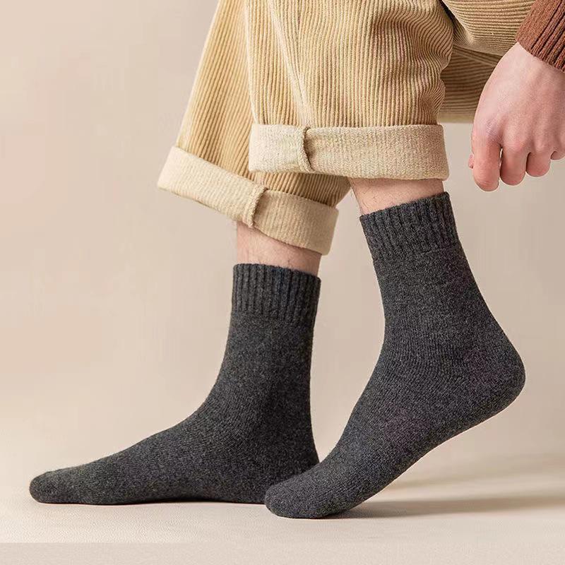 Men's Fleece-Lined Winter Terry Socks - Thick, Warm, and Solid Color Mid-Calf Floor Socks for Home.