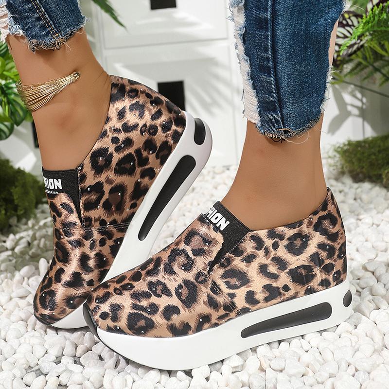 Fashion Leopard Print Casual Sports Shoes for Women Thick Bottom Slip-On Platform Sneakers Woman Lightweight Height Increasing Sneakers