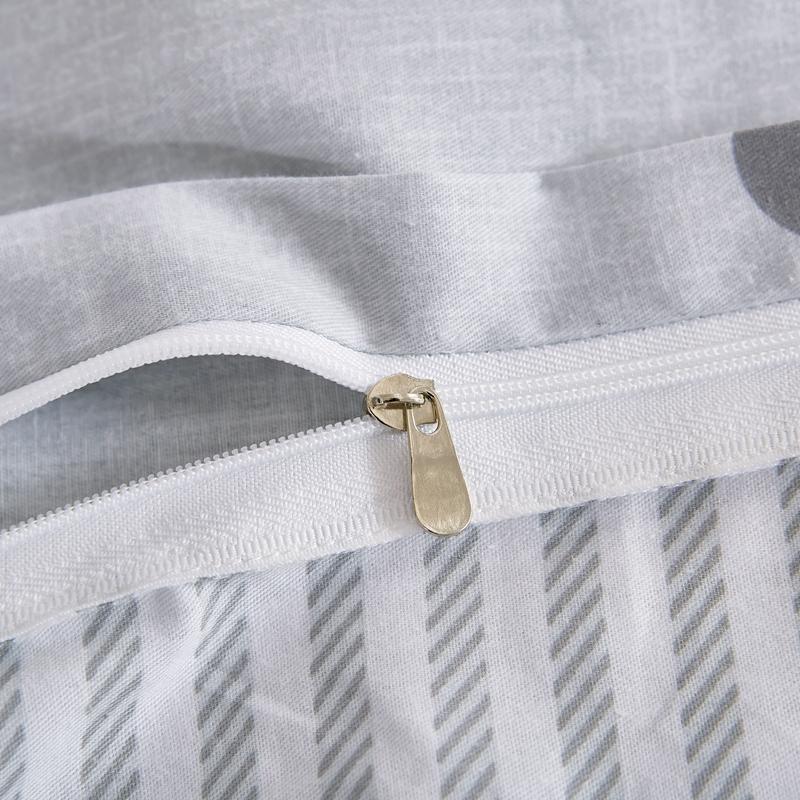 1Pc Abstract Geometric Duvet Cover 100% Cotton Triangle Striped Patterned Quilt Cover with Zipper and Ties Queen Size Bedding