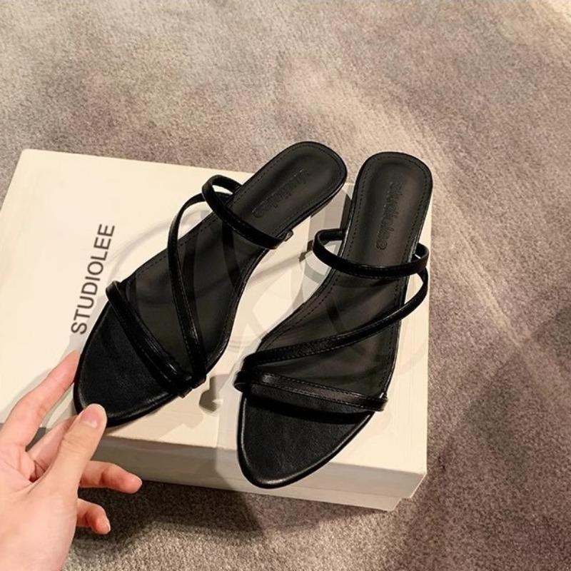 Women's Shoes with Pointed Tips Thin Straps Low-heeled Slippers and Sandals