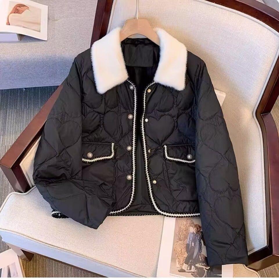 Short Black Cotton Jacket for Women In Winter New Lightweight Design Fashionable Temperament Beautiful Jacket