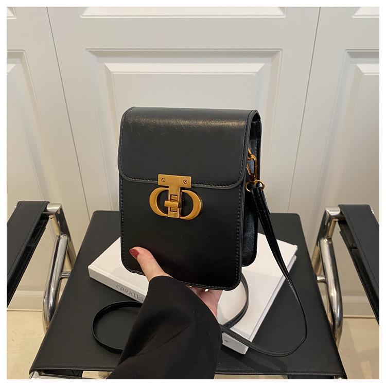 

Стильная женская весенняя сумка кроссбоди 2025: Трендовая маленькая квадратная сумка для телефона