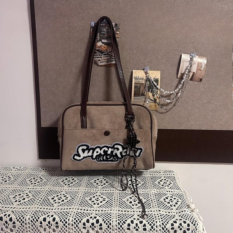 

A Cute Schoolbag for Young Girls and A Large-capacity Backpack for College Students in Class хакі